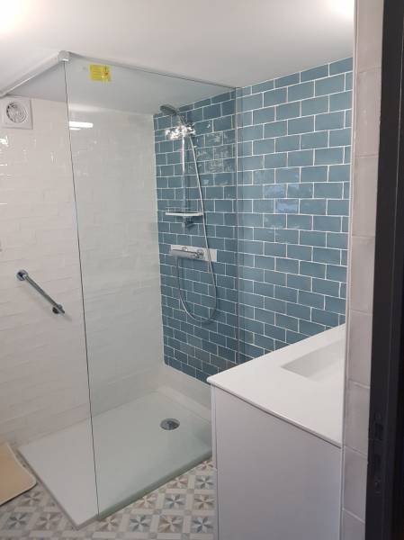 louer un logement pas cher à Bandol  dans le midi de la France près des calanques de Cassis