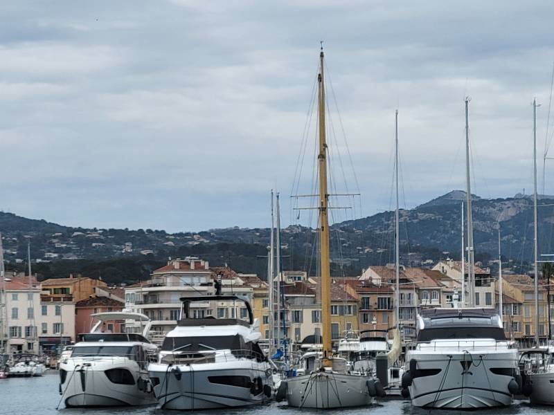 réserver un appartement climatisé en septembre au bord de la mer à Bandol