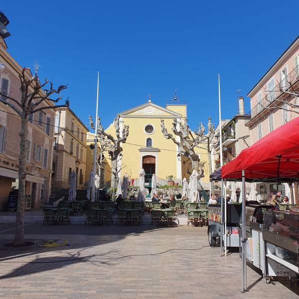 Bandol fête l'Italie avec son village italien sur le port du 16 au 20 mai 2024