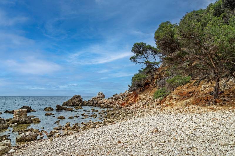 trouver un appartement avec parking près des plages de sable de Bandol