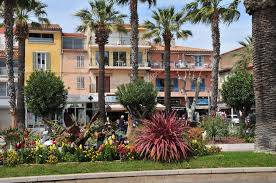 Où partir cet été dans le sud de la France au bord de la mer entre amis